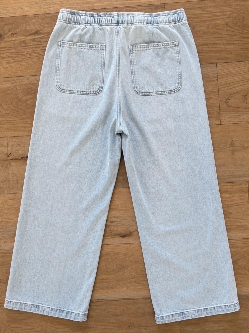 Gap High Rise Wide Leg Light Wash Relaxed Jeans with Drawstring - Large - NWOT - Picture 3 of 6